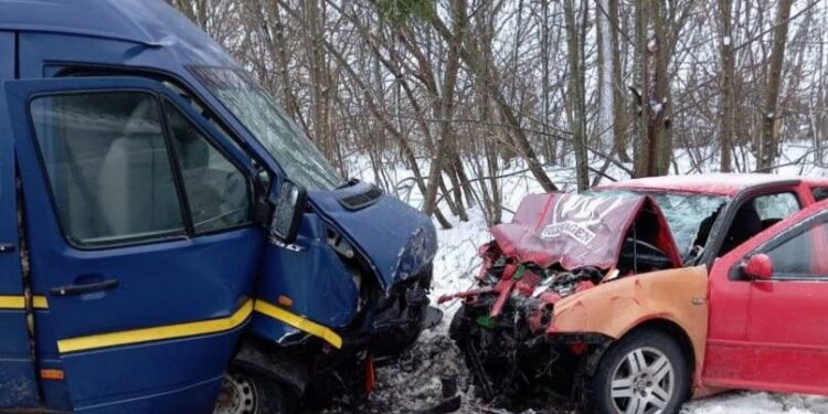 ДТП біля Шумська – зіштовхнулись 2 авто