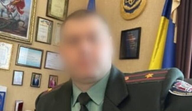 Екскерівник колонії перевозив арештантів з Миколаївщини на окуповану територію