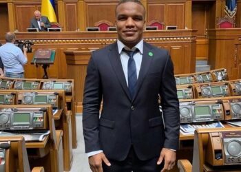 Скандал із Беленюком: заява про роботу у Бігуса та звинувачення у вживанні наркотиків | Боротьба |