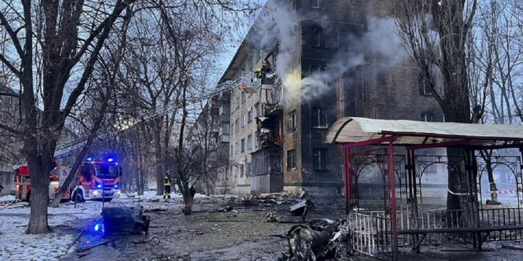 Фонд Ріната Ахметова пропонує допомогу постраждалим від обстрілу у Харкові, Києві та Павлограді | Новости Запорожья