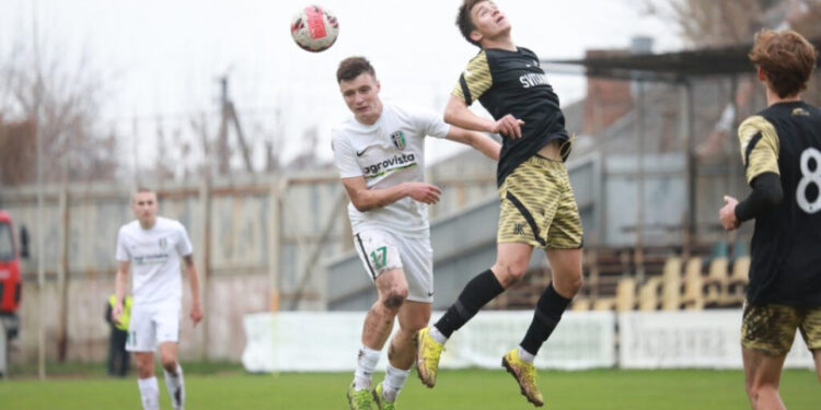 Ярослав Базаєв наблизився до пенальтійського рекорду юнаків