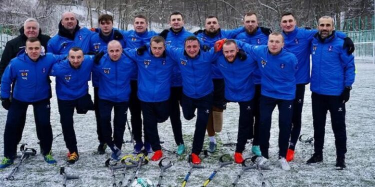 Команду футболистов с ампутированными конечностями не выпустили в Польшу из Украины