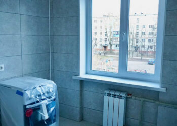 Мешканці будинку по Зестафонській, 10 побачили свої відремонтовані квартири | Новости Запорожья