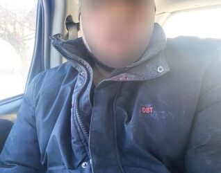 Миколаївські поліцейські встановили молодика, який вчинив хуліганські дії у громадському транспорті та вдарив водійку тролейбуса » Миколаївський Оглядач
