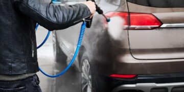 Мити автомобіль взимку – чи потрібно: думка експерта |  |