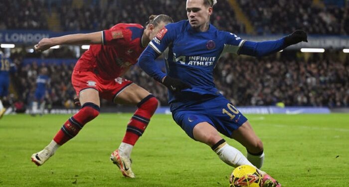 Мудрик стал худшим в «Челси» в матче против «Престона»