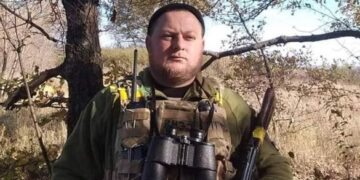 На Черкащині дружині загиблого воїна вручили нагороду