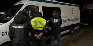 На Одещині ДБР викрило посадовця Укртрансбезпеки, який «заробляв» мільйони на поборах із зернотрейдерів – Экономика