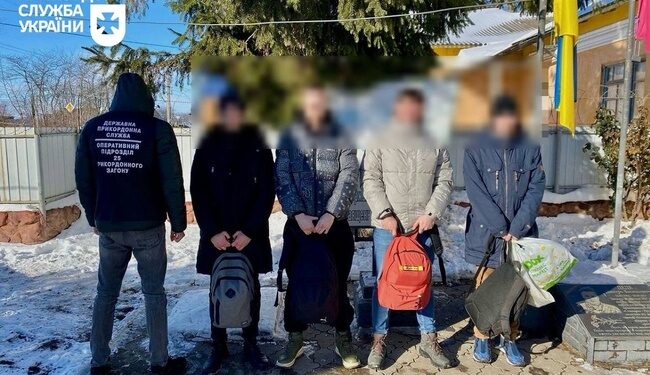 На Одещині прикордонники затримали чотирьох чоловіків