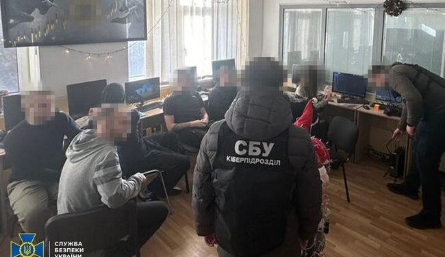 Нацполіція ліквідувала масштабну мережу кол-центрів в Одесі та ще 15 містах