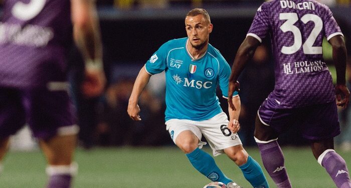 «Наполи» пробился в финал Суперкубка Италии