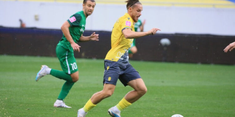 Перші великі вольові перемоги «Кривбасу» та «Руху»