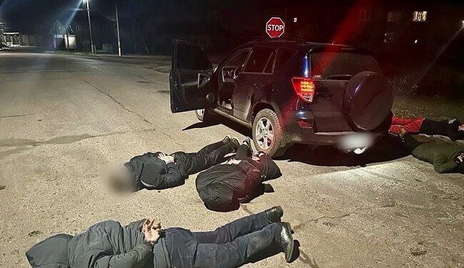 Правоохоронці затримали жителя Одещини за підозрою у перевезенні ухилянтів