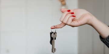 Придбання квартири: що врахувати при виборі забудовника