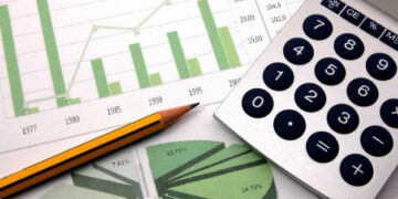 Прикарпатців інформують про мінімальні та максимальні страхові виплати у 2024 році