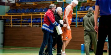 Сергію Скірі наклали декілька швів після моторошного зіткнення в матчі Суперліги Favbet – Федерація баскетболу України