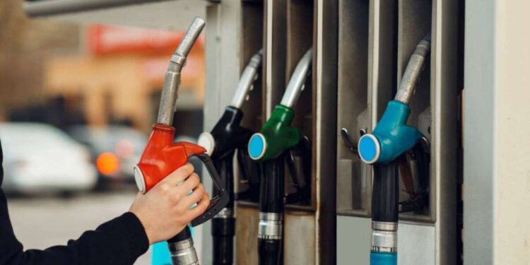 Що буде, якщо використати неякісне пальне для авто |  |