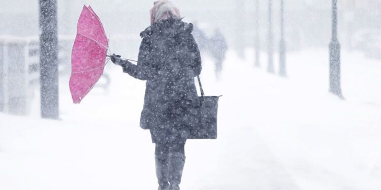 Штормове попередження у Житомирі та області. Перший рівень небезпеки | Журнал Житомира