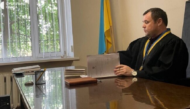 Суд визначився з датою розглядання справи одеського судді та херсонського депутата-адвоката