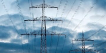 У Кропивницькому районі вкрали 2 тисячі метрів ліній електропередач |  – Новини Кропивницького і Кіровоградщини