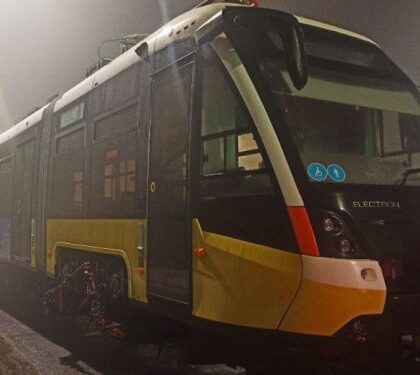 У Львові курсуватиме ще один п’ятисекційний трамвай «Електрон»