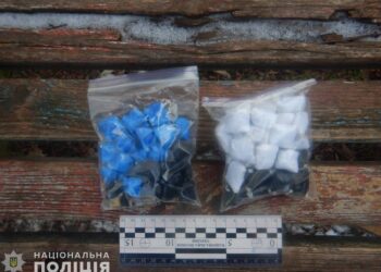 У Миколаєві поліцейські затримали двох наркодилерів