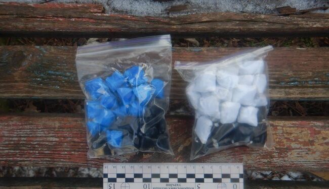 У Миколаєві поліцейські затримали двох наркодилерів