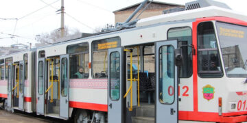 У Запоріжжі трамвай зійшов з рейок – деякі маршрути затримуються | Новости Запорожья