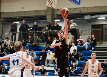 Українці за кордоном: Войналович набрав 11 очок в Єврокубку, результативні ігри Мироненко та Ковальова – Федерація баскетболу України