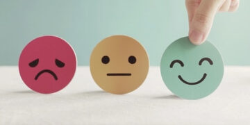 Від смутку до радощів. Психологиня пояснила прикарпатцям, чому відчувати різні емоції під час війни — нормально