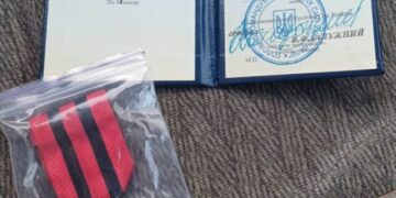Військовий Андрій Зима отримав Золотий хрест від Залужного