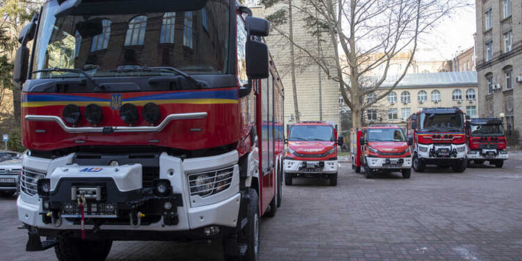 У Києві з’явилися новітні спеціальні машини: подробиці (Фото) | Новини Київ