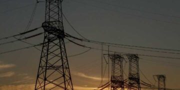 На Київщині масово відключать світло: енергетики назвали графік | Новини Київ