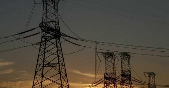 На Київщині масово відключать світло: енергетики назвали графік | Новини Київ