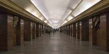 У метро Києва закрили три станції на червоній гілці: як проходить рух | Новини Київ