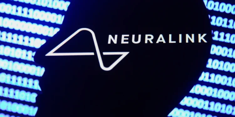 Перша людина з чіпом Neuralink змогла керувати курсором «силою думки» — ТЕХНОЛОГИИ
