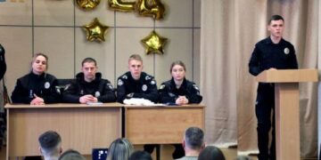 Черкаські правоохоронці познайомили студентів з особливостями своєї діяльності — Новости Черкасс
