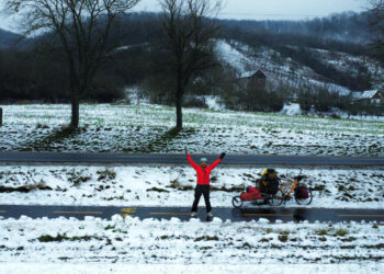 До Запоріжжя завітав мандрівник з Португалії Мануель Монтес – він проїхав тисячі кілометрів Україною на велосипеді | Новости Запорожья