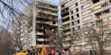 Запоріжці-власники зруйнованого житла, отримують допомогу від міста | Новини Запоріжжя