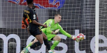 Фанаты «Реала» отдают предпочтение не Куртуа, а Лунину