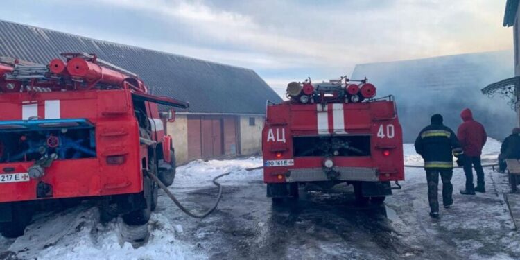 Горіла фабрика на Кременеччині