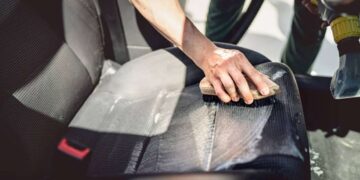 Як дешево та ефективно очистити салон автомобіля: порада від експертів |  |  