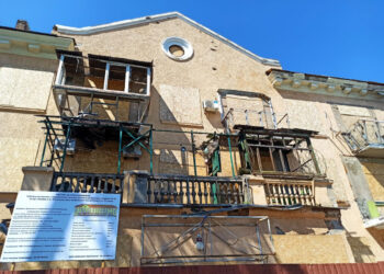 Куртєв показав процес відновлення багатоповерхівок у Запоріжжі – в деяких вже займаються внутрішнім оздобленням | Новости Запорожья