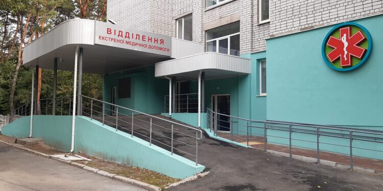 Лікарню Горішніх Плавнів не ремонтуватимуть через порушення