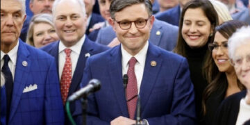 Майк Джонсон і Україна