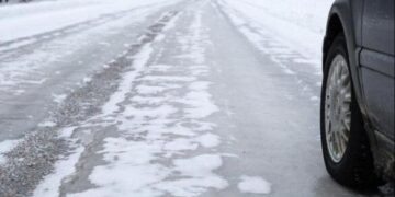 На Черкащині водіїв  попереджають про ускладнення погодних умов