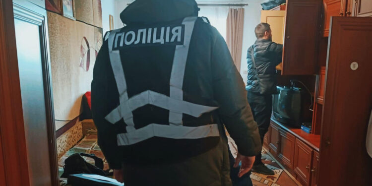 На Прикарпатті викрили правопорушника, що збував зброю та боєприпаси (ФОТО)