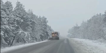 На Житомирщині випало близько 15 сантиметрів снігу: проїзд дорогами державного значення забезпечено | Журнал Житомира