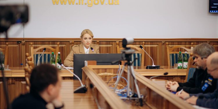 “Наш пріоритет – економічна та інвестиційна привабливість Прикарпаття”, – Світлана Онищук