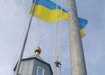 Не пустив людей до храму: на Черкащині до ПЦУ приєдналася ще одна парафія попри опір священника (ВІДЕО)